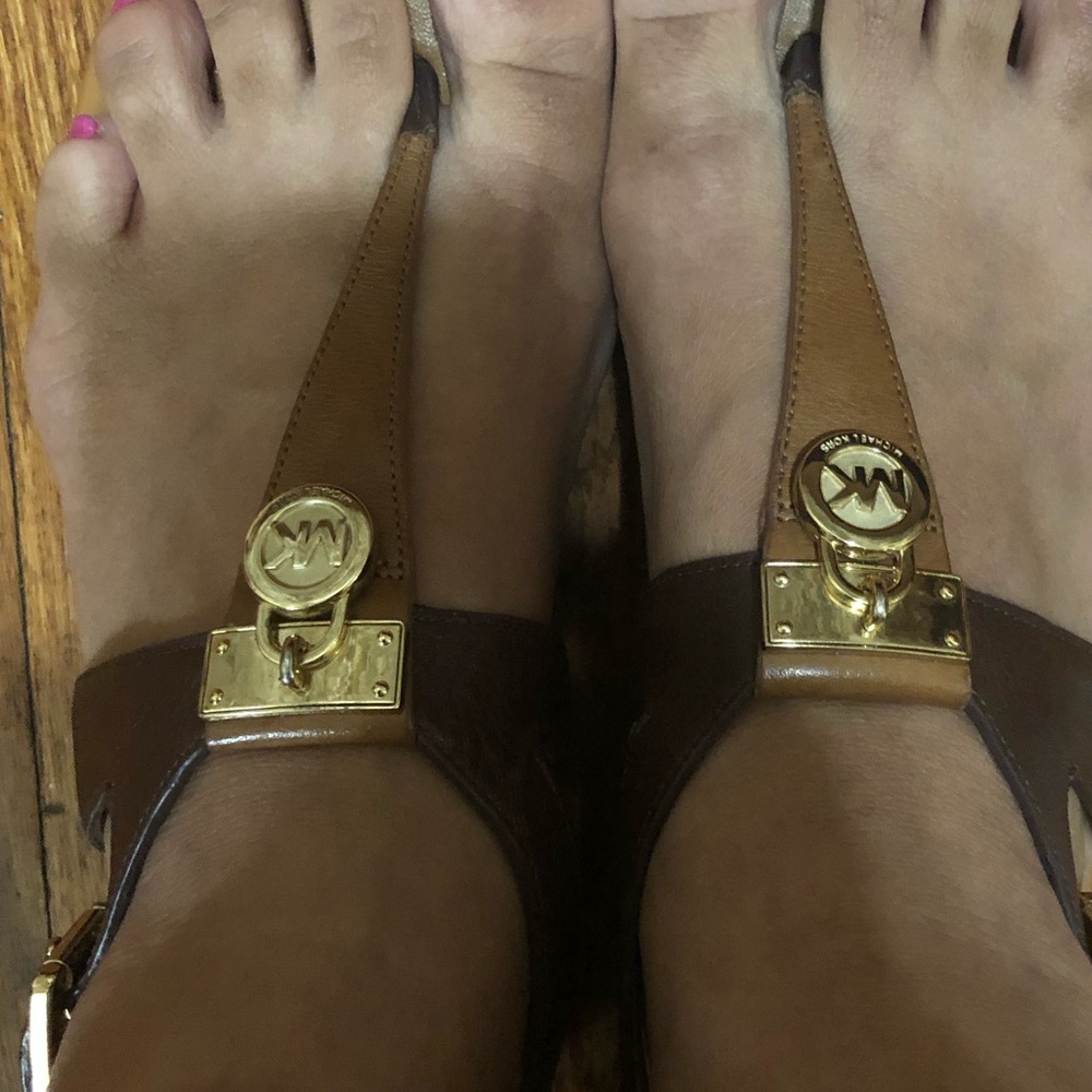 Mk sandals